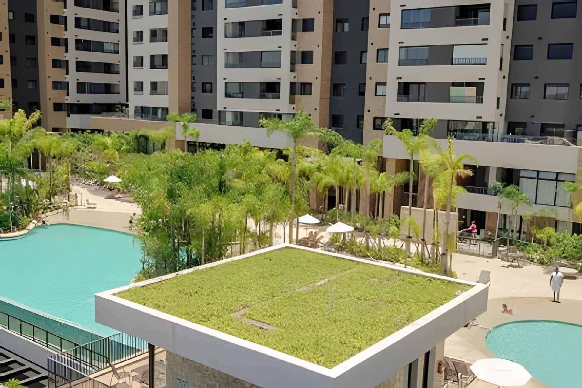 Incrivel Paradisiaco! * Sao Paulo
