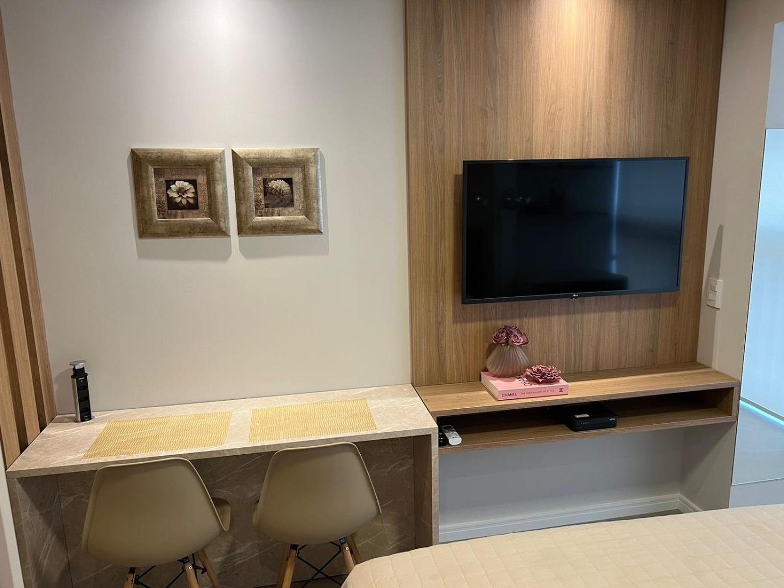 107 Lux Allianz Park Apartment