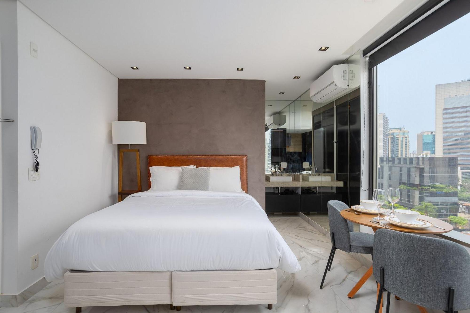 Vn Ferreira Lobo Apartment
