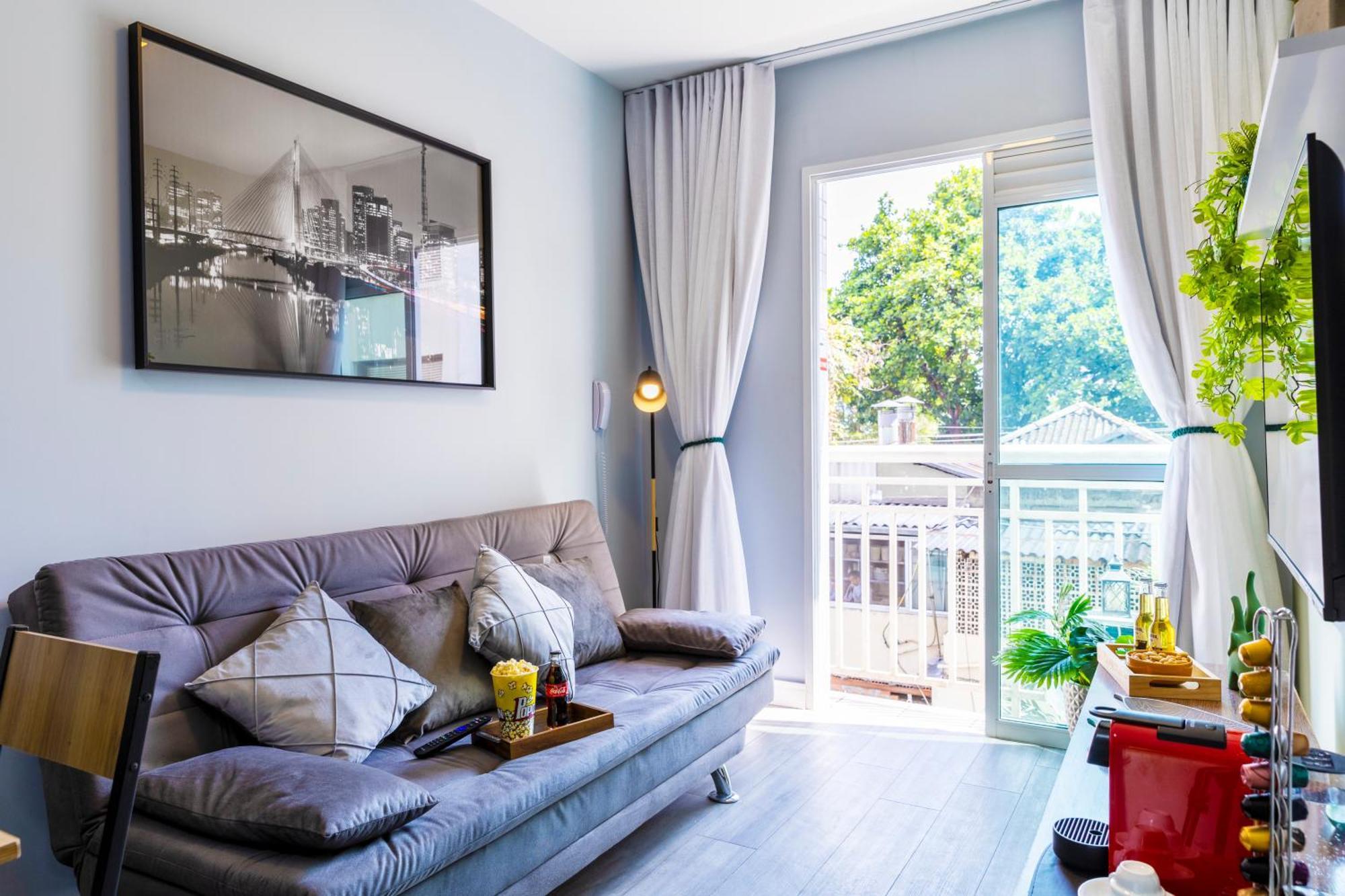 Piscina, Academia, Ac, Vaga | Brazilian Corner Apartment