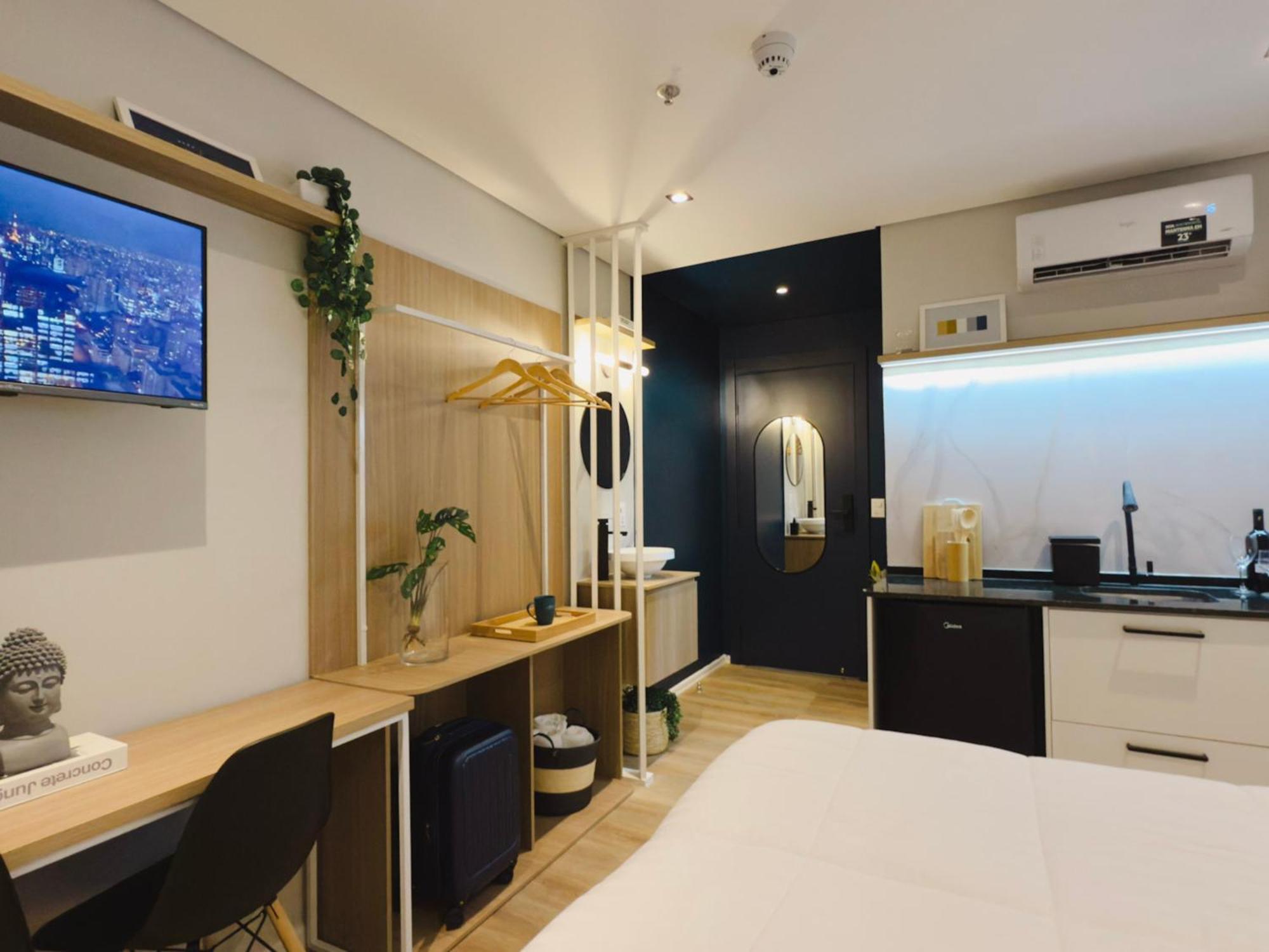 Ape Bras - Shopping Plaza Polo Soft Opening Aparthotel *