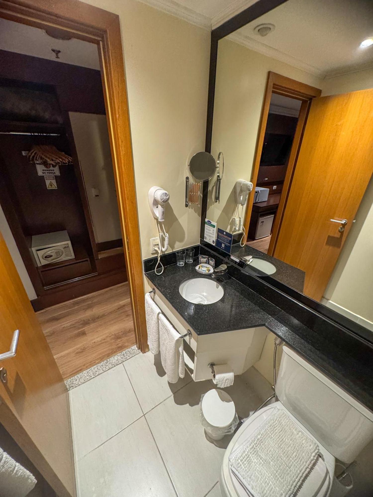 Hotel Flat Executivo Em Congonhas 4*