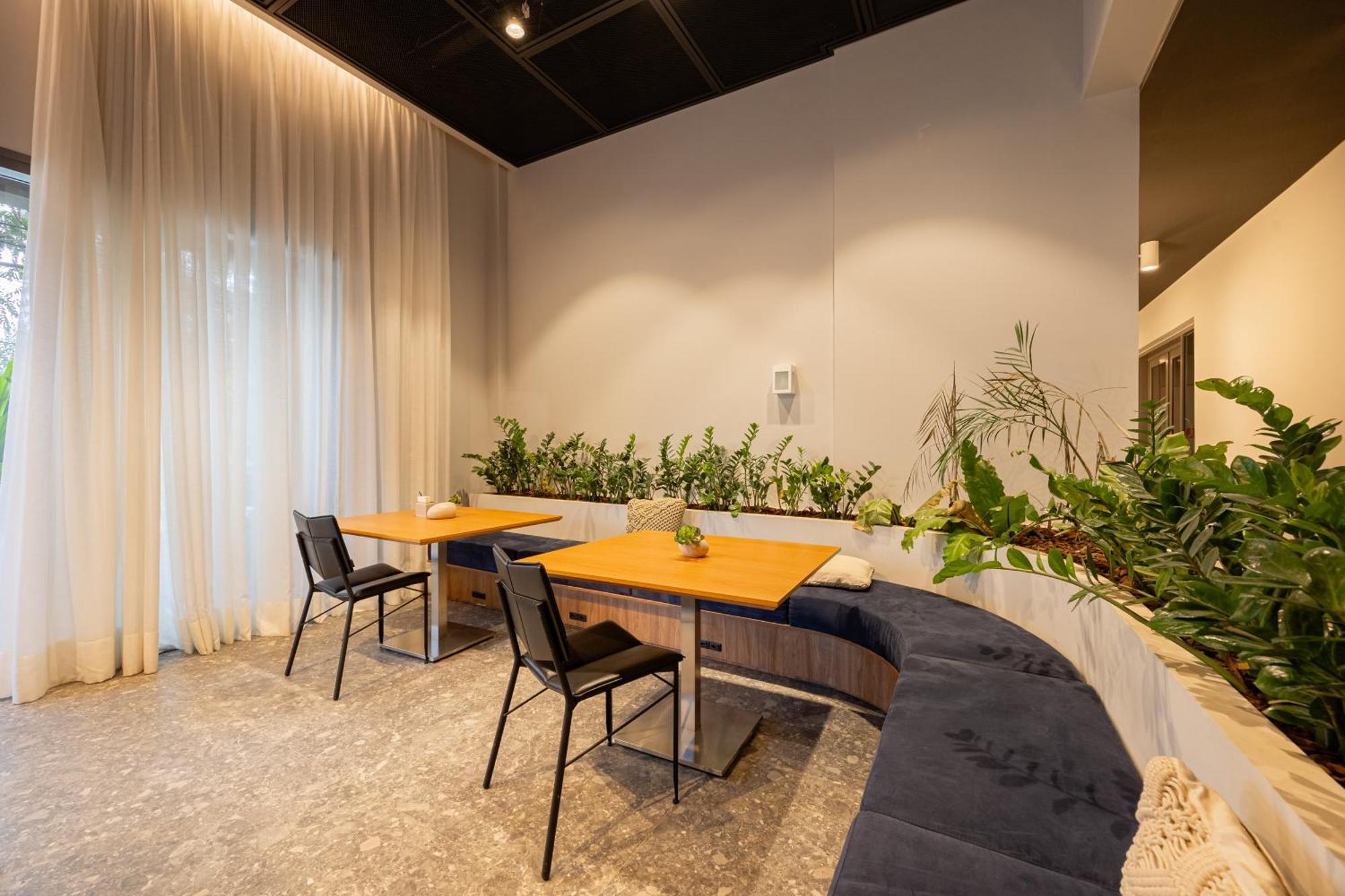 Ads - Ad 330 By Anora Spaces Apartment *
