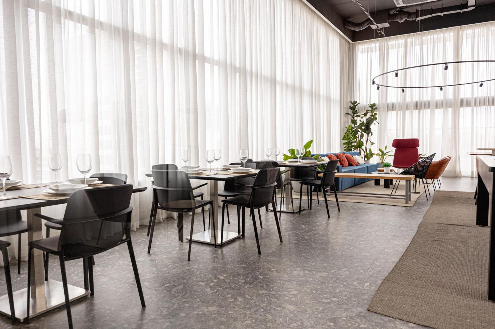 Apartment Ads - Ad 330 By Anora Spaces *