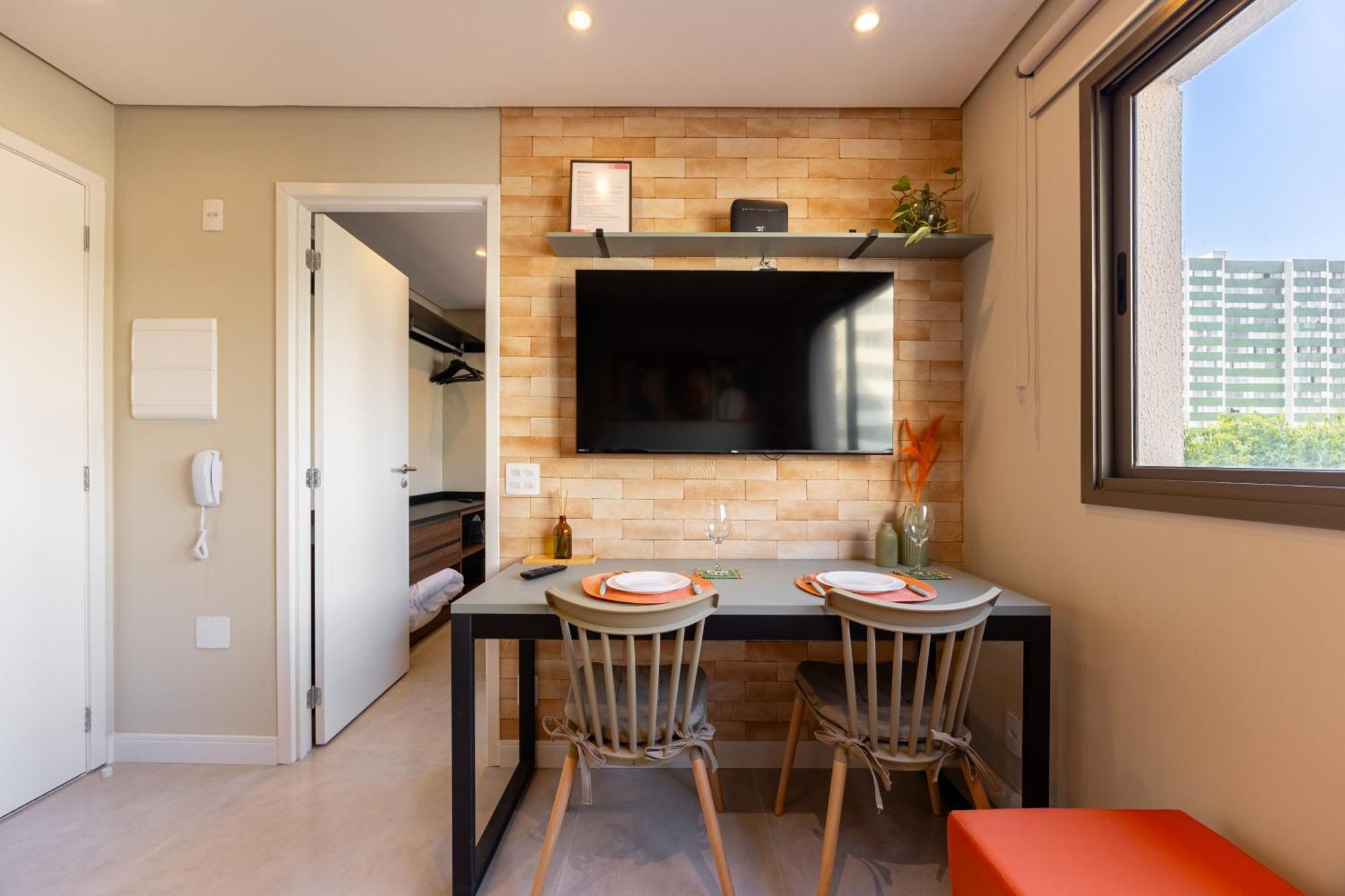 Ads - Ad 330 By Anora Spaces