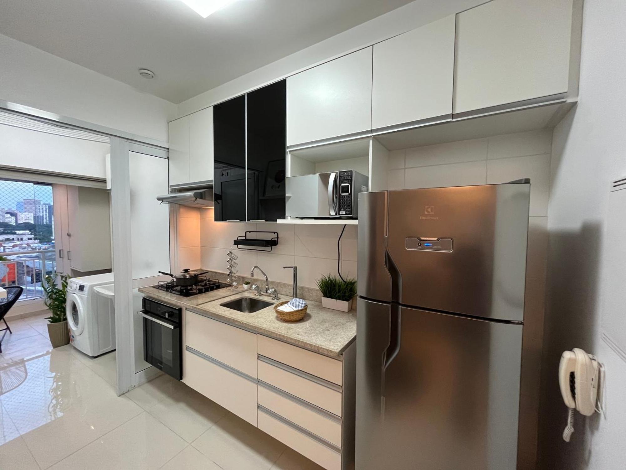 Thera Faria Lima Apartment