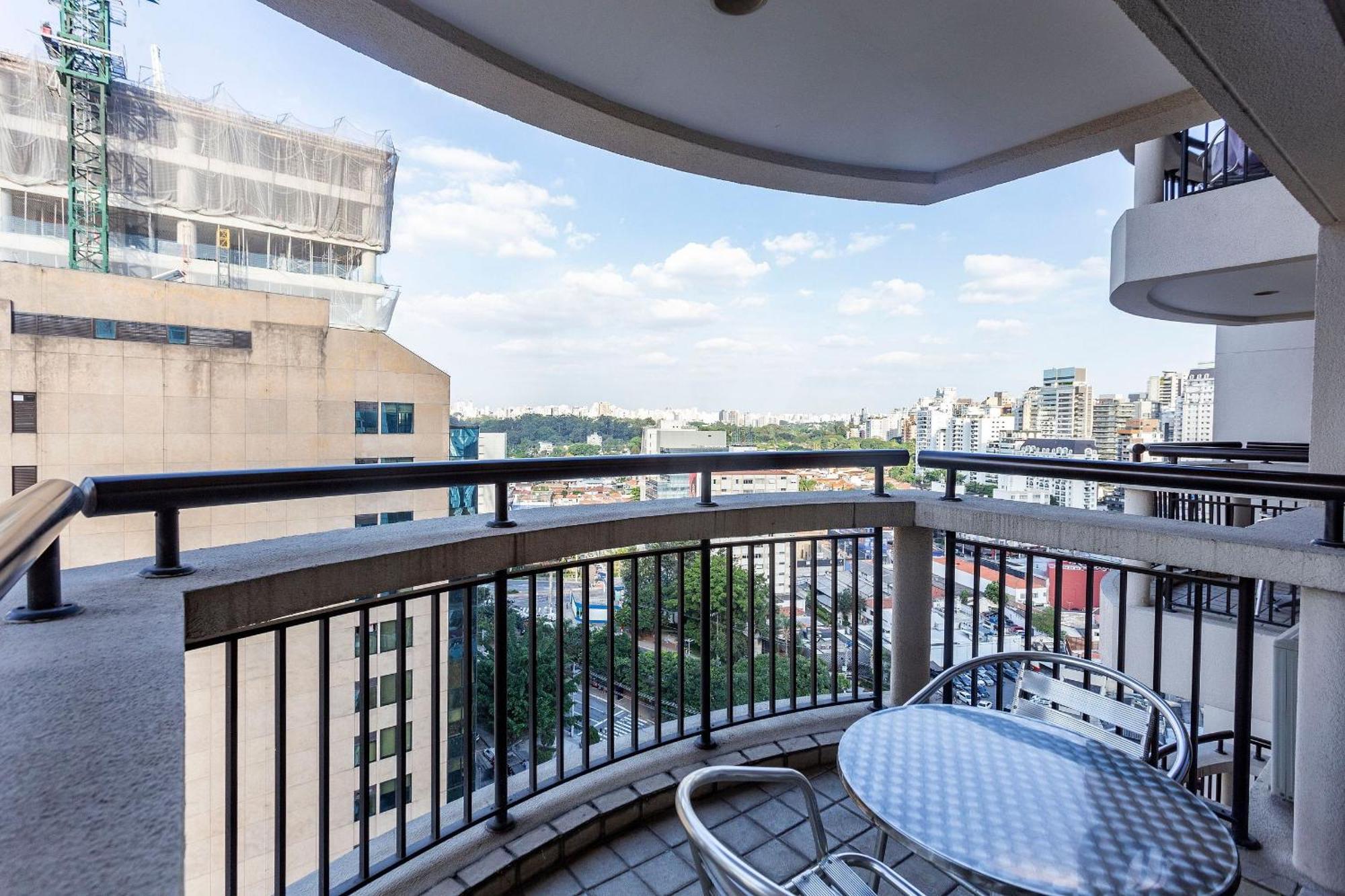 Apartment Tenente Negrao - Itaim