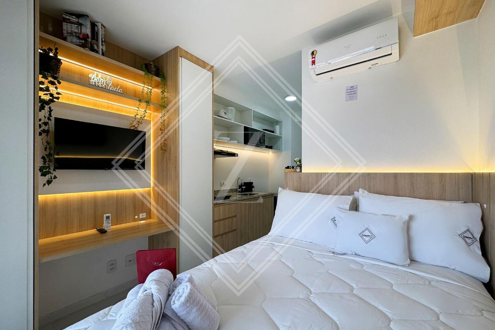 Apartemen Zainalofts7 Republica - Ao Lado Metro 1812 Dt