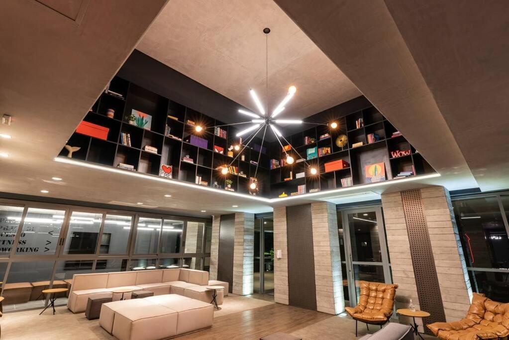 Apartment Com Varanda - Oscar Freire São Paulo
