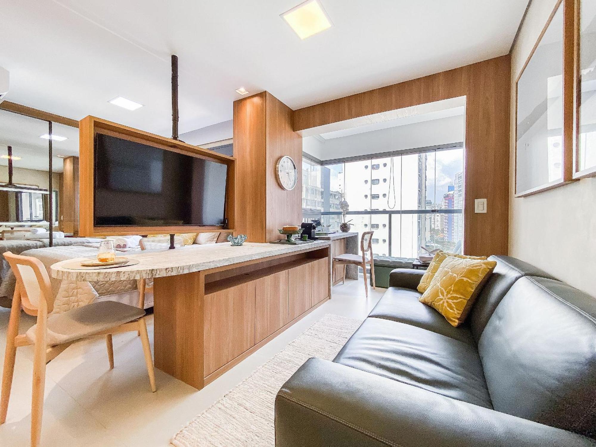 Park Side Jardins Apartment