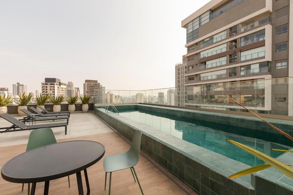 Apartment Em - Brooklin