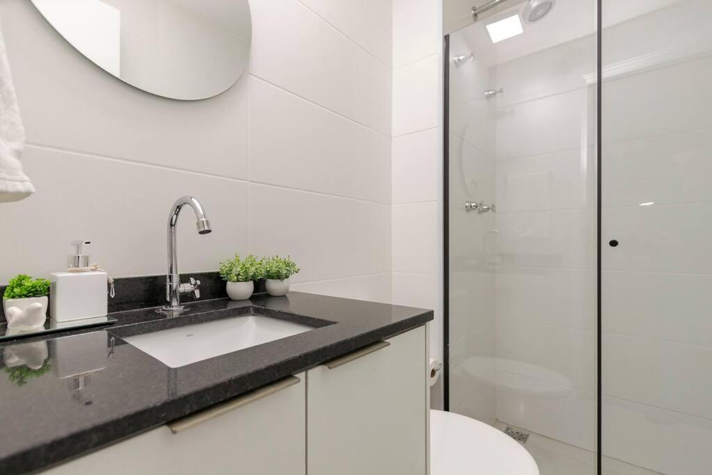 Apartment Em - Brooklin