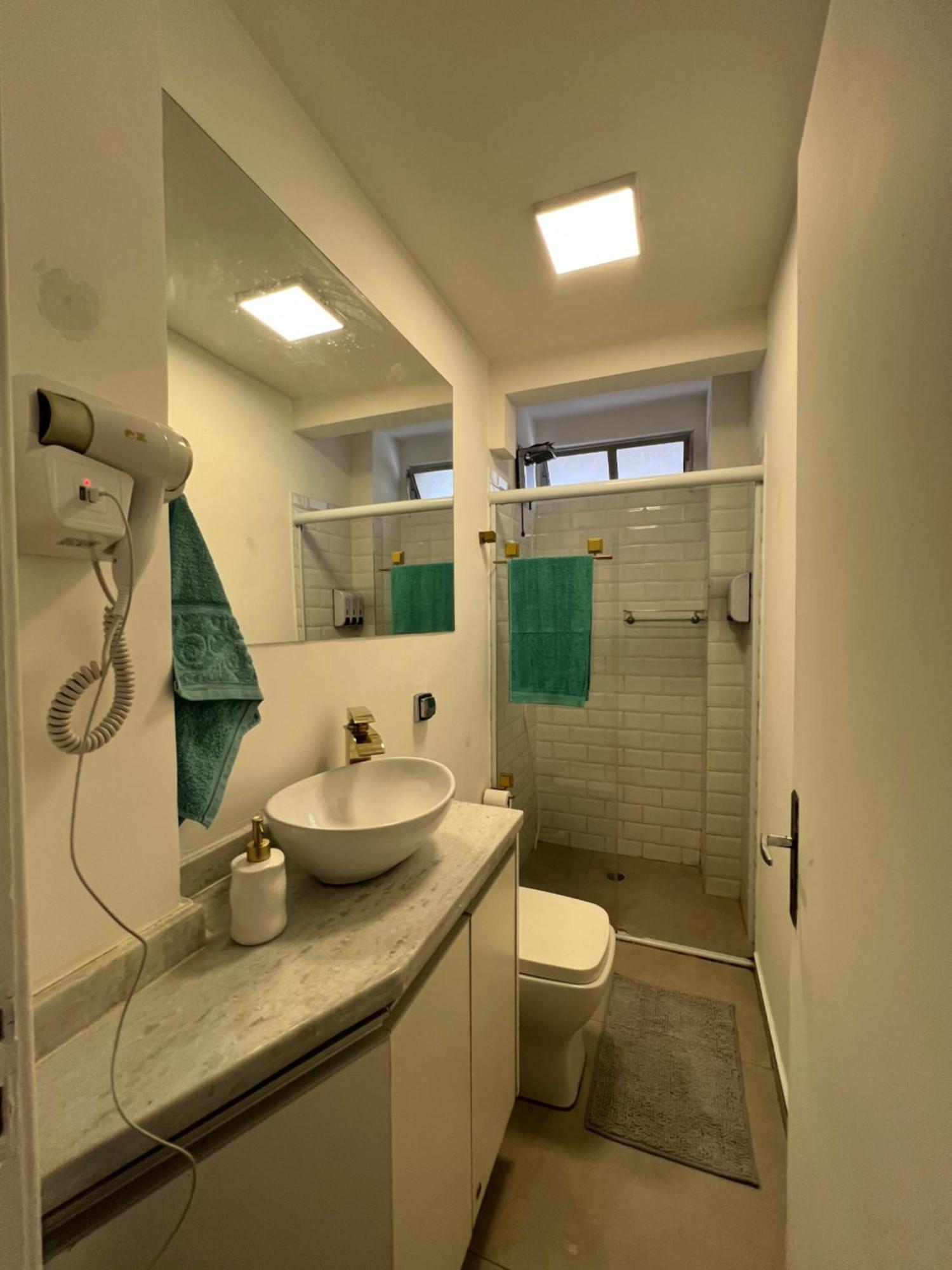 Daire Av Paulista, Centro, Aeroporto,expo Sp,centro,hospital Sirio Libanes, Clinicas,sao Luiz