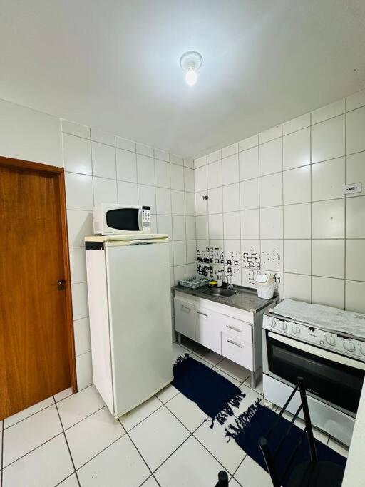 Apto Aconchegante Mobiliado Casa Zn - Cod 01 Apartment