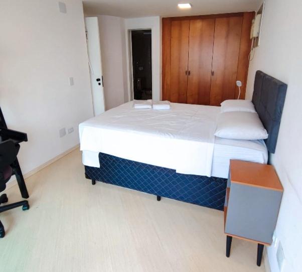 Flat Aconchegante Garagem Hakka Hospitais E Feirinha Daire *