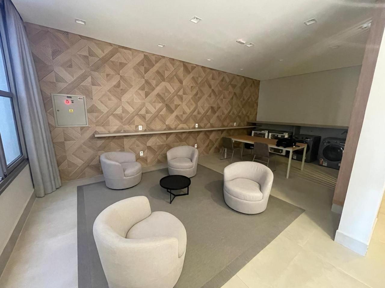 De Luxo, Ao Lado Do Metro Căn hộ São Paulo