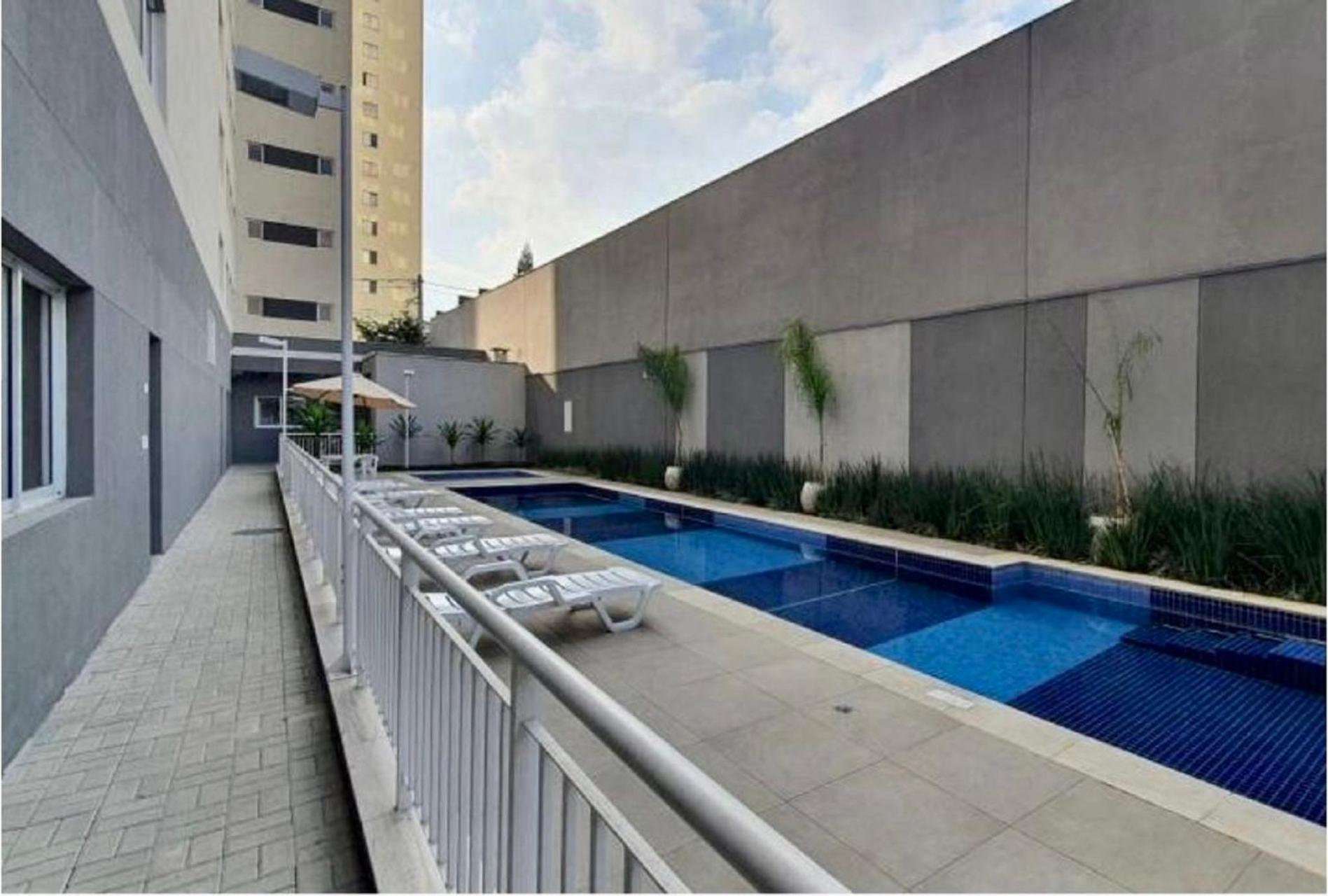 Completo A 50 M Do Metro Apartemen *