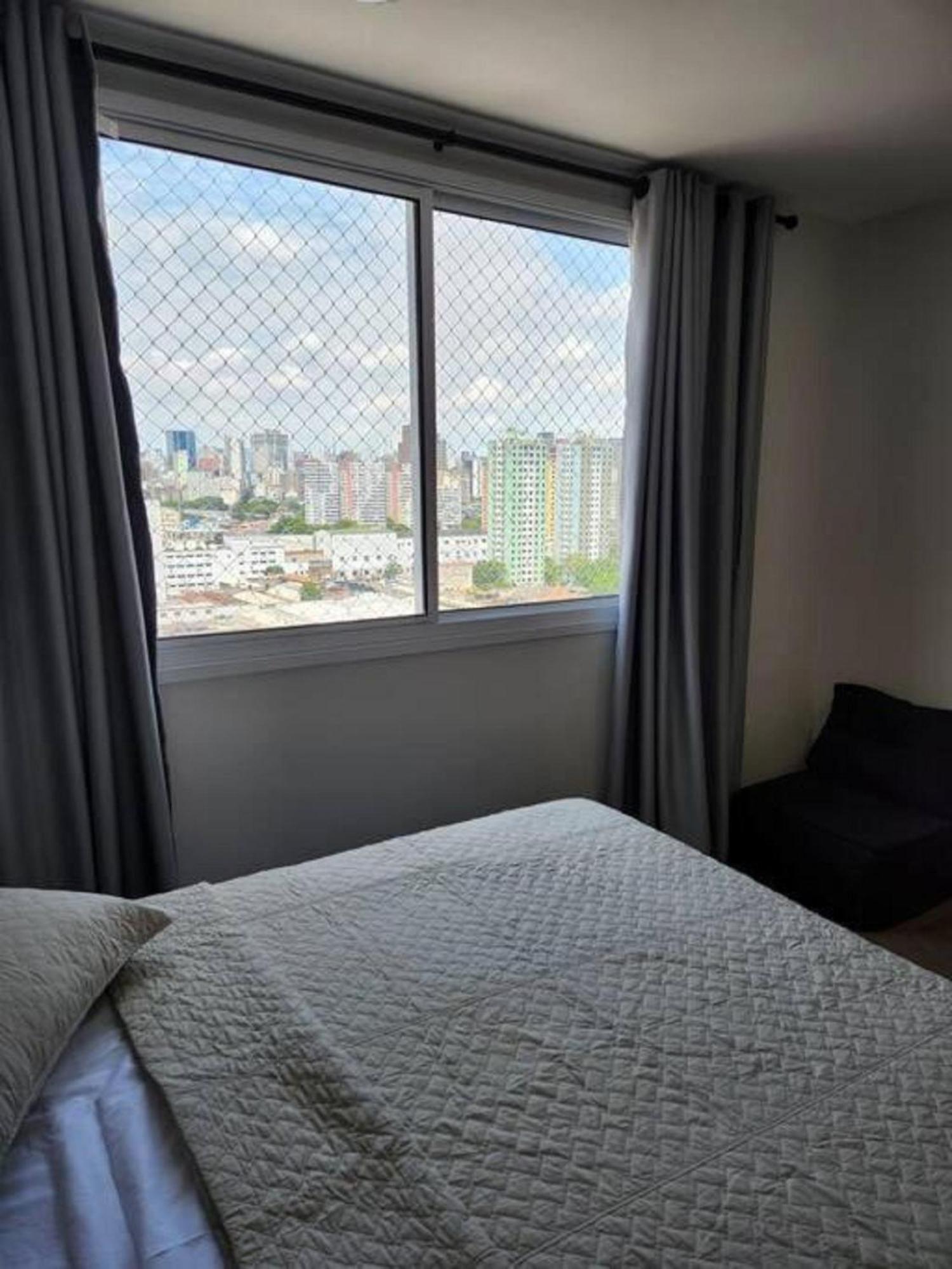 Completo A 50 M Do Metro Apartemen Sao Paulo