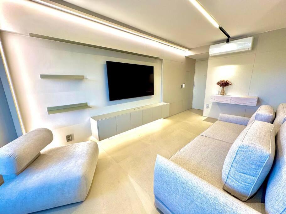 2412 - Rentaqui Design Contemporaneo * São Paulo