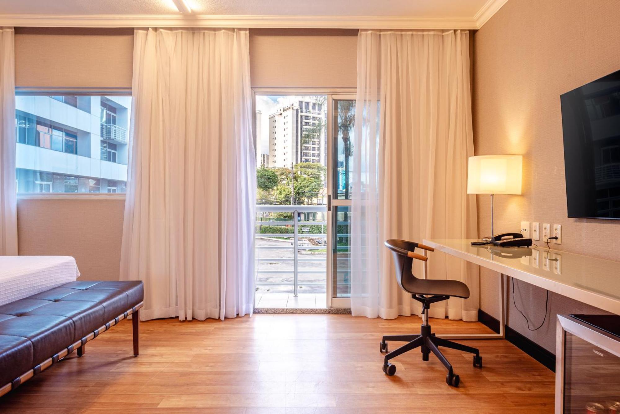 Blue Tree Premium Verbo Divino - Nacoes Unidas Hotel 4*