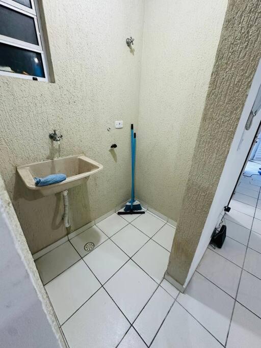 Kitnet Mobiliada Casa Zn Cod 10 Apartamento *