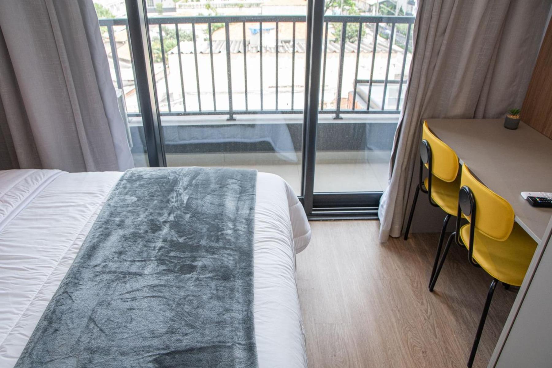 Apartemen On Alvorada By Housi