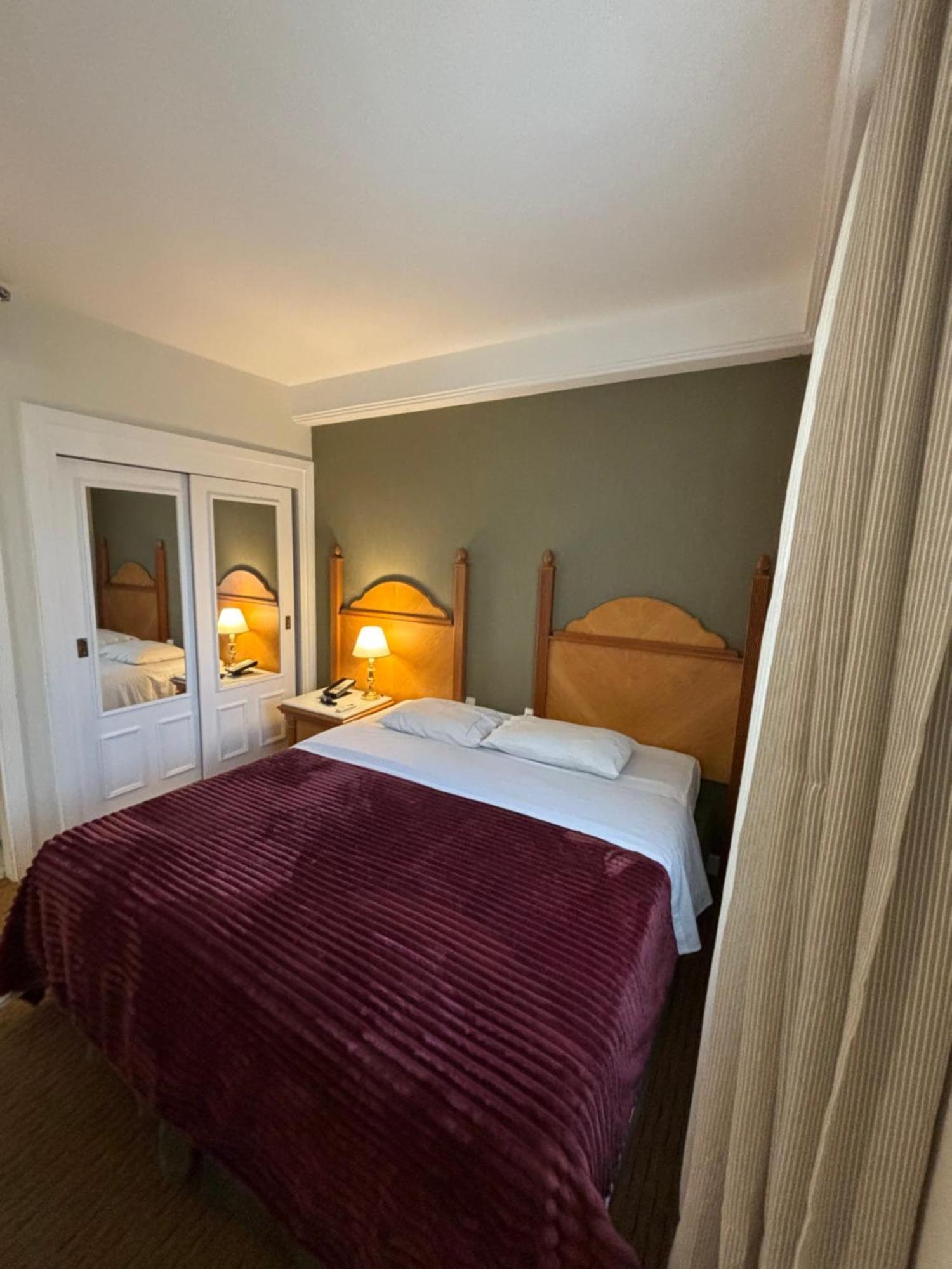 Hotel Flat Estaza Luxuoso Moema Ibirapuera Com Garagem Piscina 402