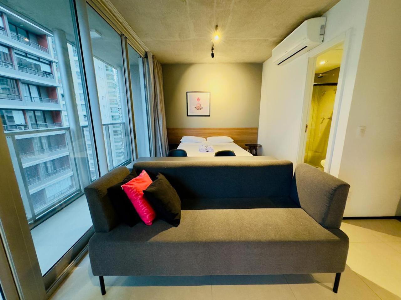Apartamento Flat Confortavel E Espacoso Na Frei Caneca! São Paulo