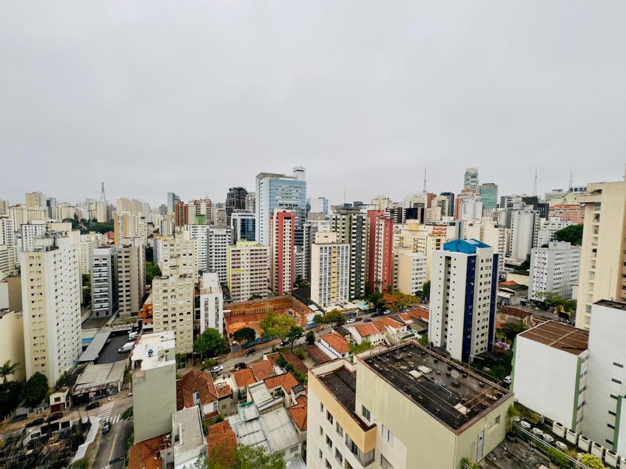 Apartamento Flat Confortavel E Espacoso Na Frei Caneca! *