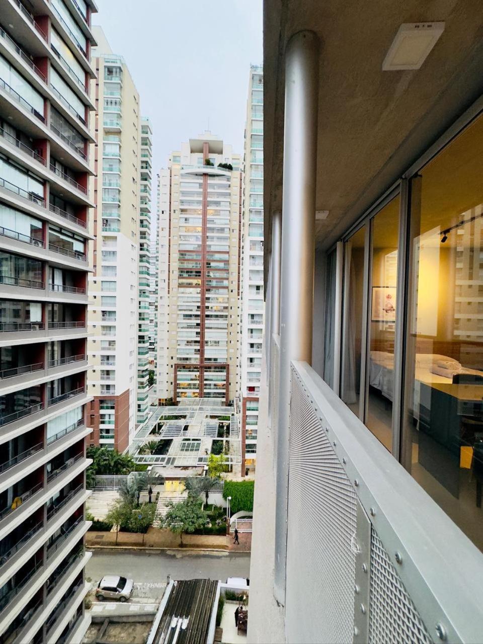 Flat Confortavel E Espacoso Na Frei Caneca! * São Paulo