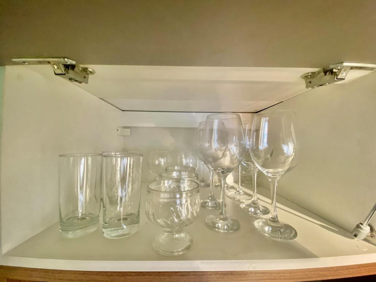Apartment B714 - Excellent Location - Downtown *