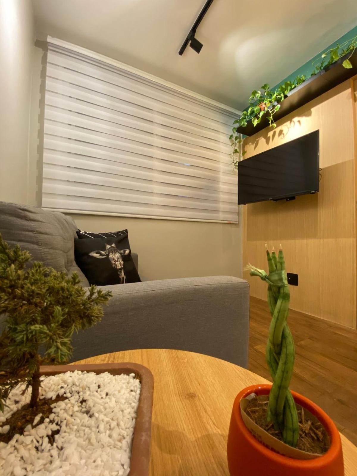 Apartment B714 - Excellent Location - Downtown *