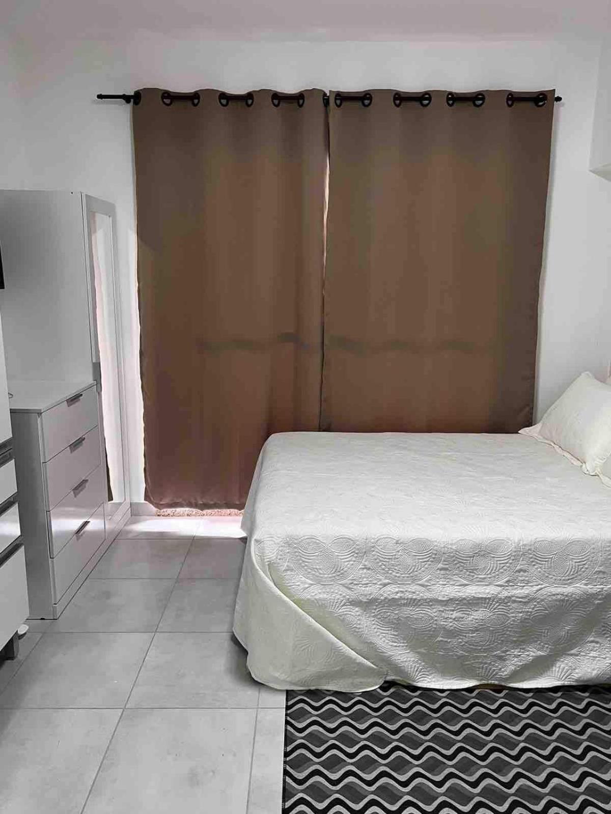 V201 - Lugar Especial: Perto De Tudo! Metro Apartment