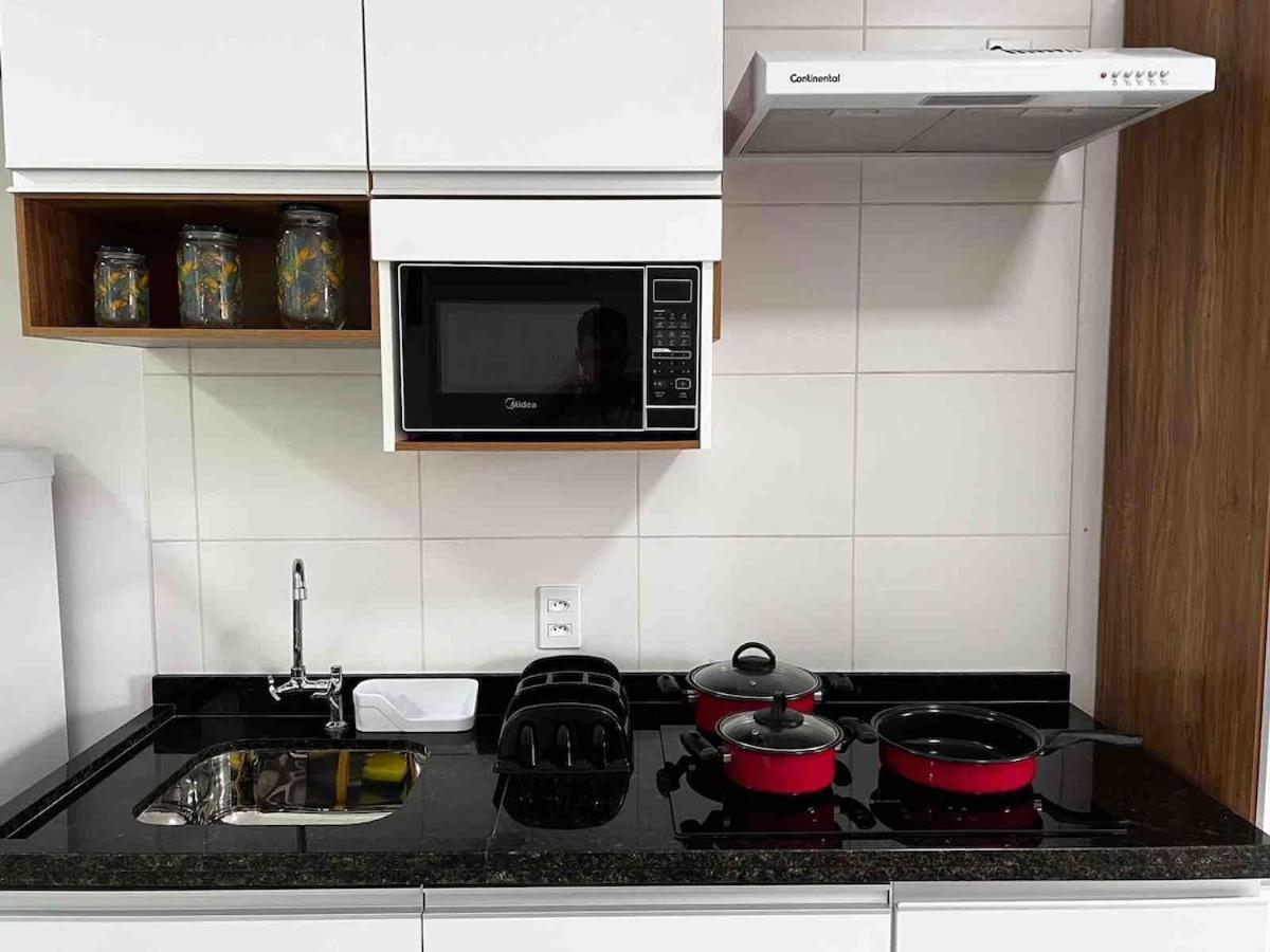 V201 - Lugar Especial: Perto De Tudo! Metro Apartment *