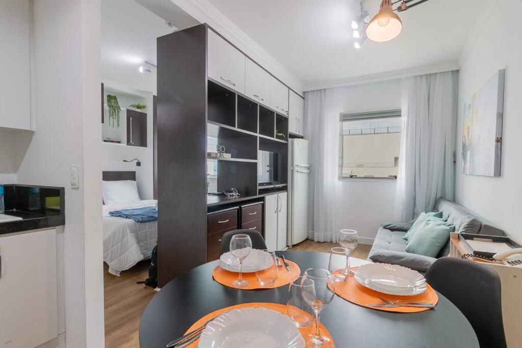 Apartment Lindo Flat Em Pinheiros Na Rua Oscar Freire E Proximo Hospital Clinicas