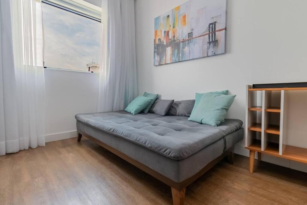 Apartment Lindo Flat Em Pinheiros Na Rua Oscar Freire E Proximo Hospital Clinicas