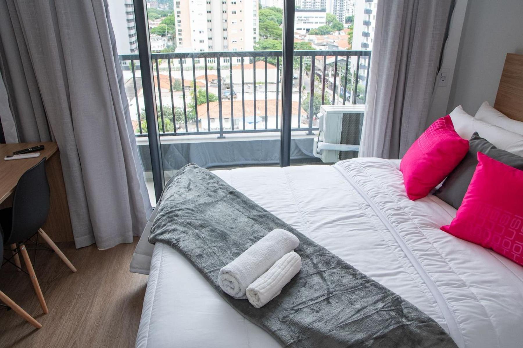 Apartemen On Alvorada By Housi