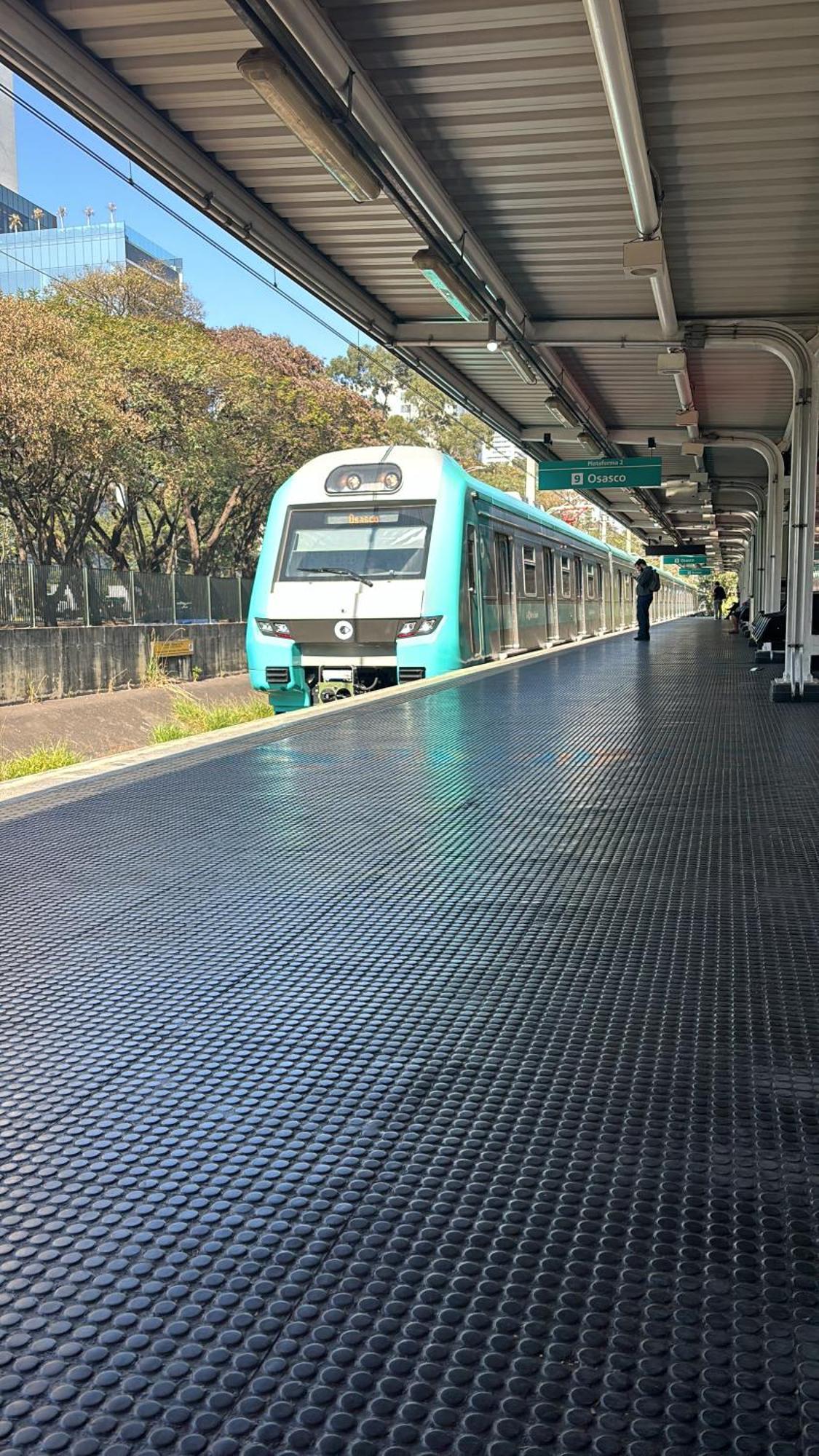 Khách sạn hẻo lánh Apto Brooklin Sp *