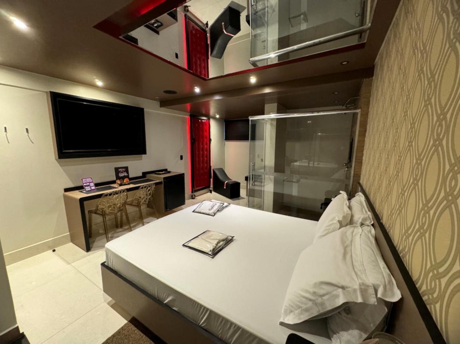 Prestige 1 Love hotel *