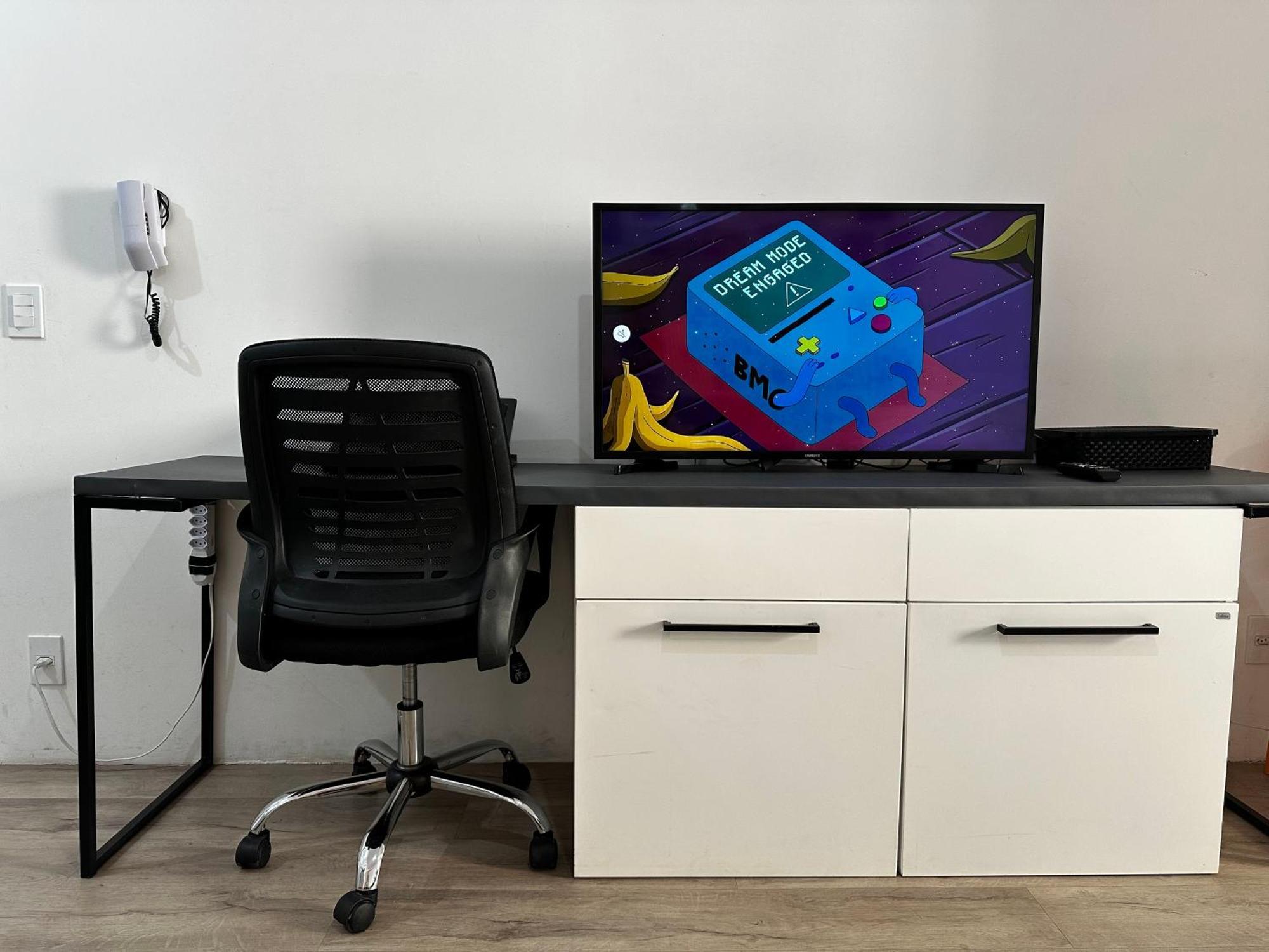 Studio Nerd Otimo Para Office *