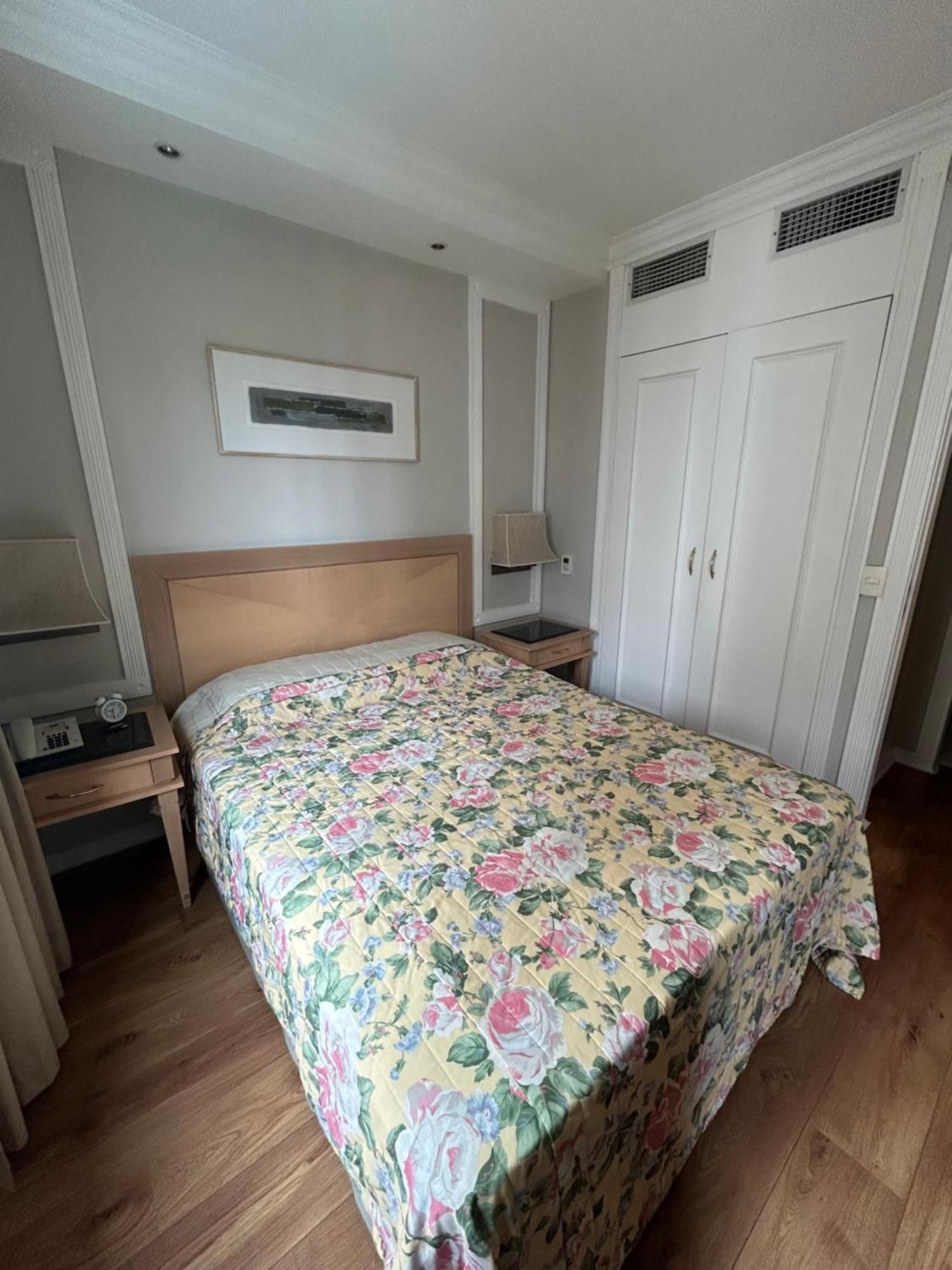 Flat Pamplona Jardins Univer Com Garagem E Cozinha 1209 Apartemen Sao Paulo