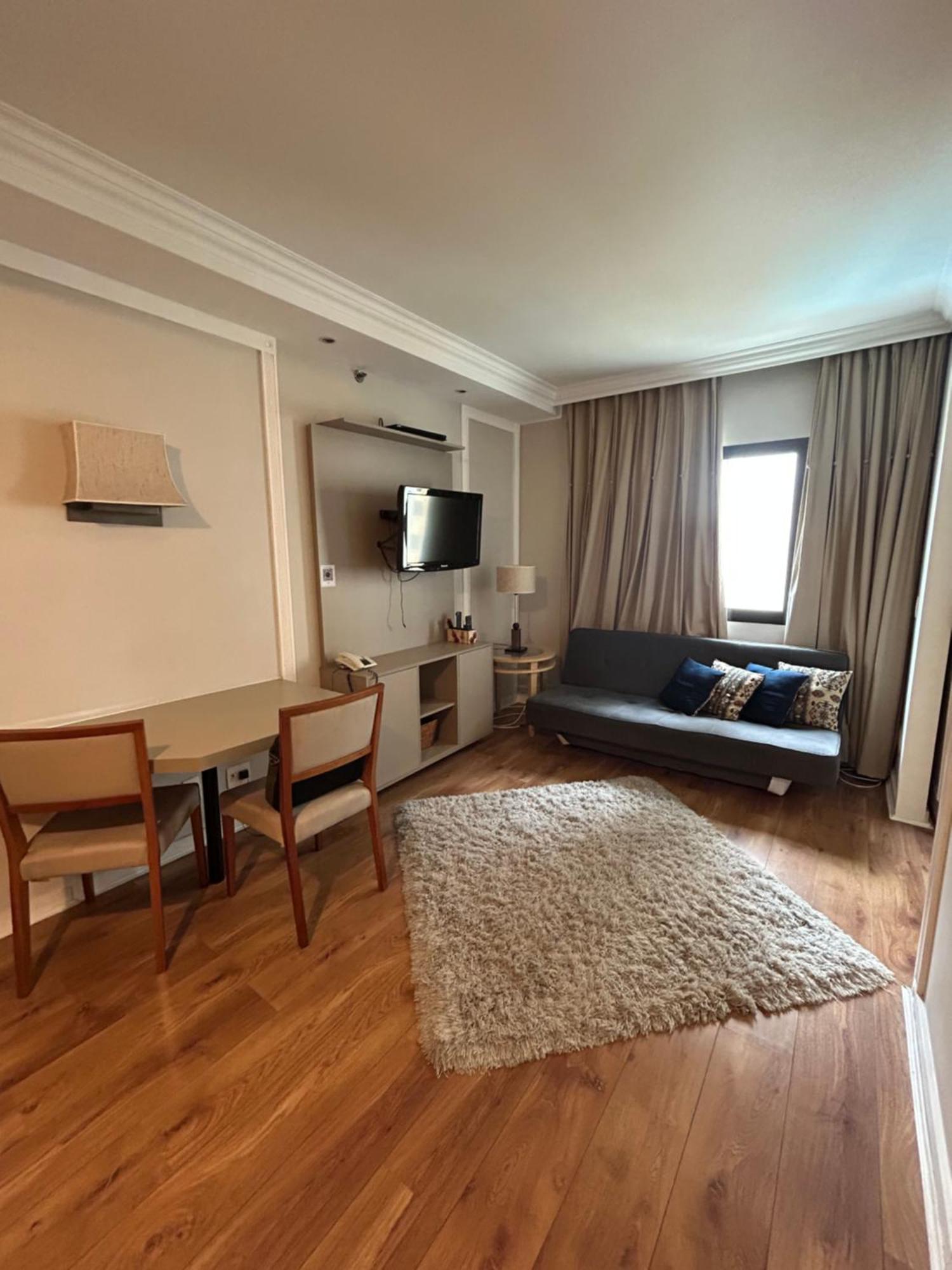 Flat Pamplona Jardins Univer Com Garagem E Cozinha 1209 Apartemen Sao Paulo