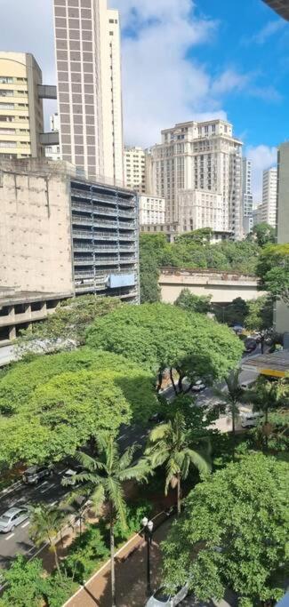 Elegante - Garagem - Ao Lado Metro Apartment