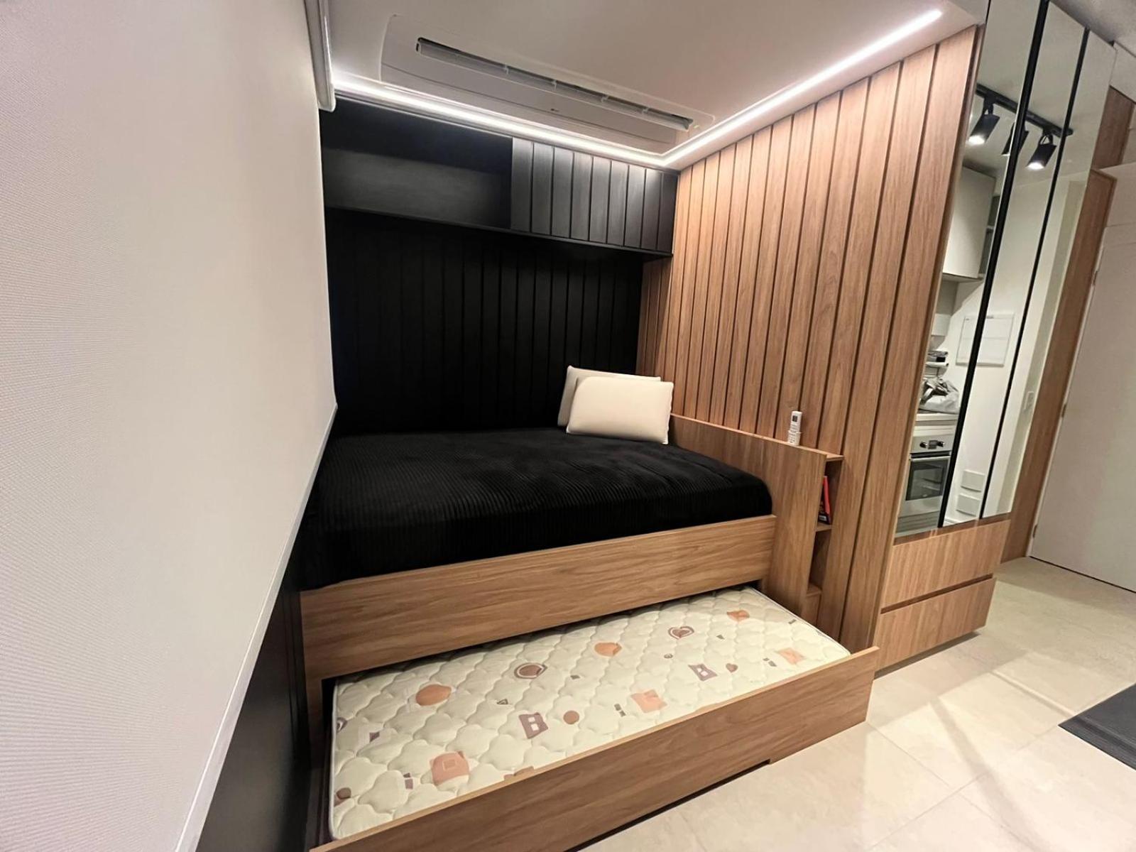 Apartment 210 - Luxurious & Stylish Fot Up To 4 Guests *