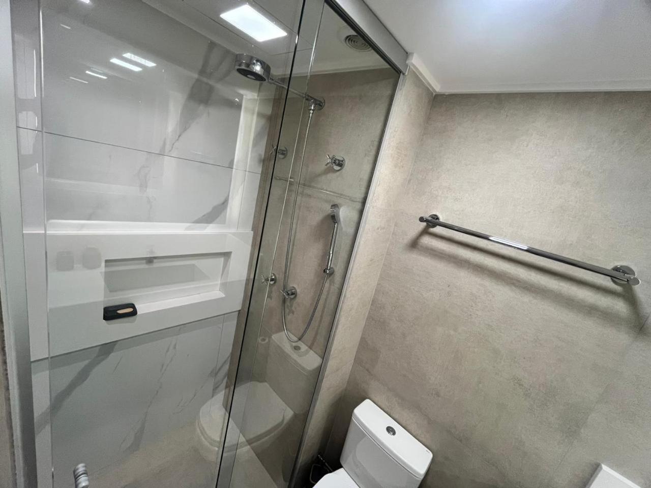 210 - Luxurious & Stylish Fot Up To 4 Guests Sao Paulo