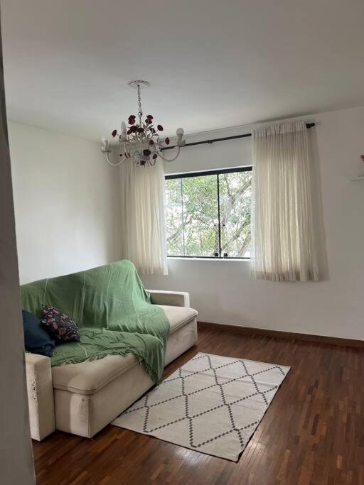 Charme E Mobilidade Apartamento *