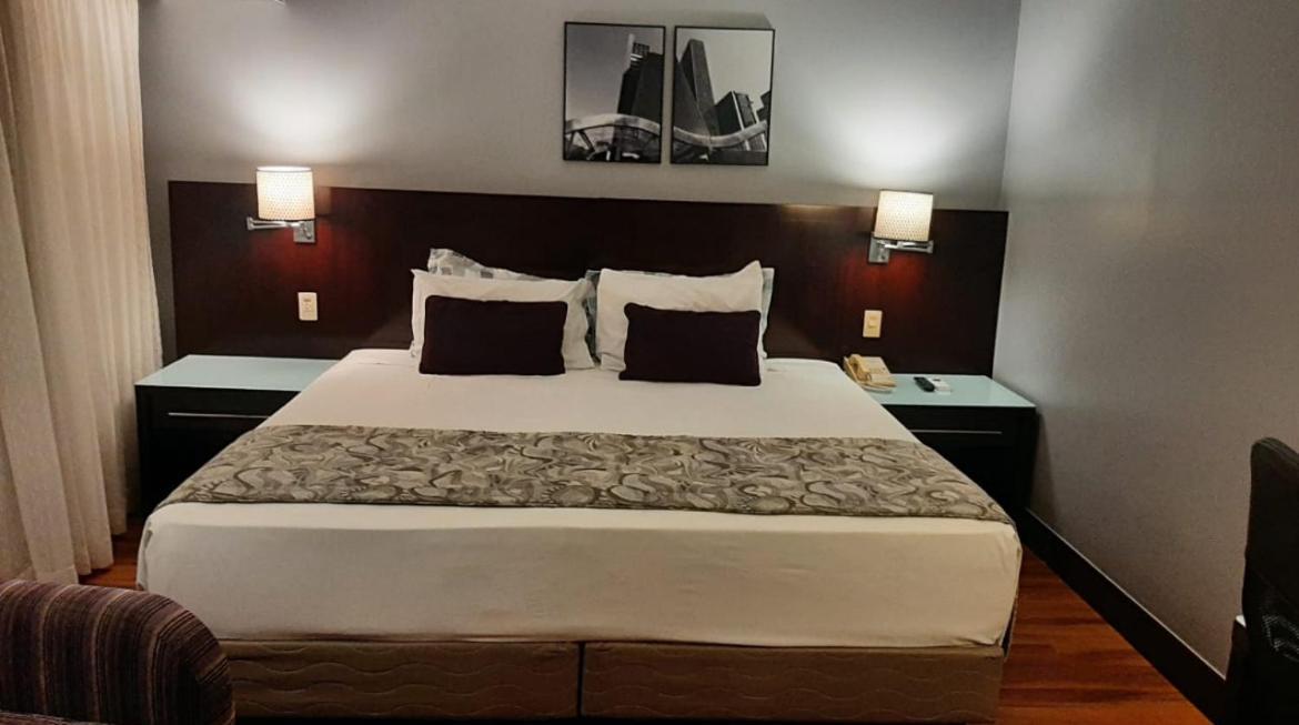 4 Estrelas Ao Lado Do Wtc Berrini Apart Otel *
