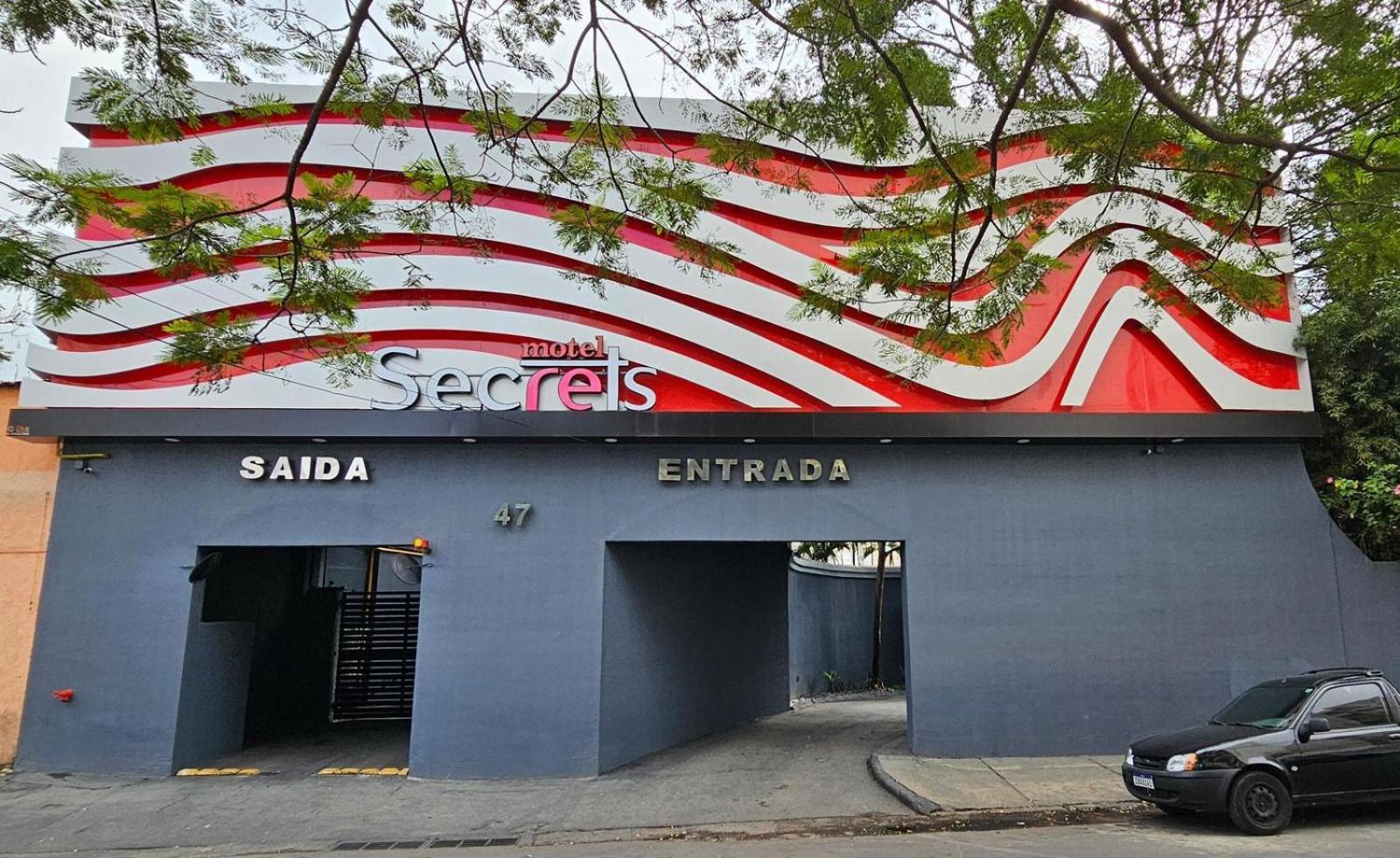 Secrets * Sao Paulo