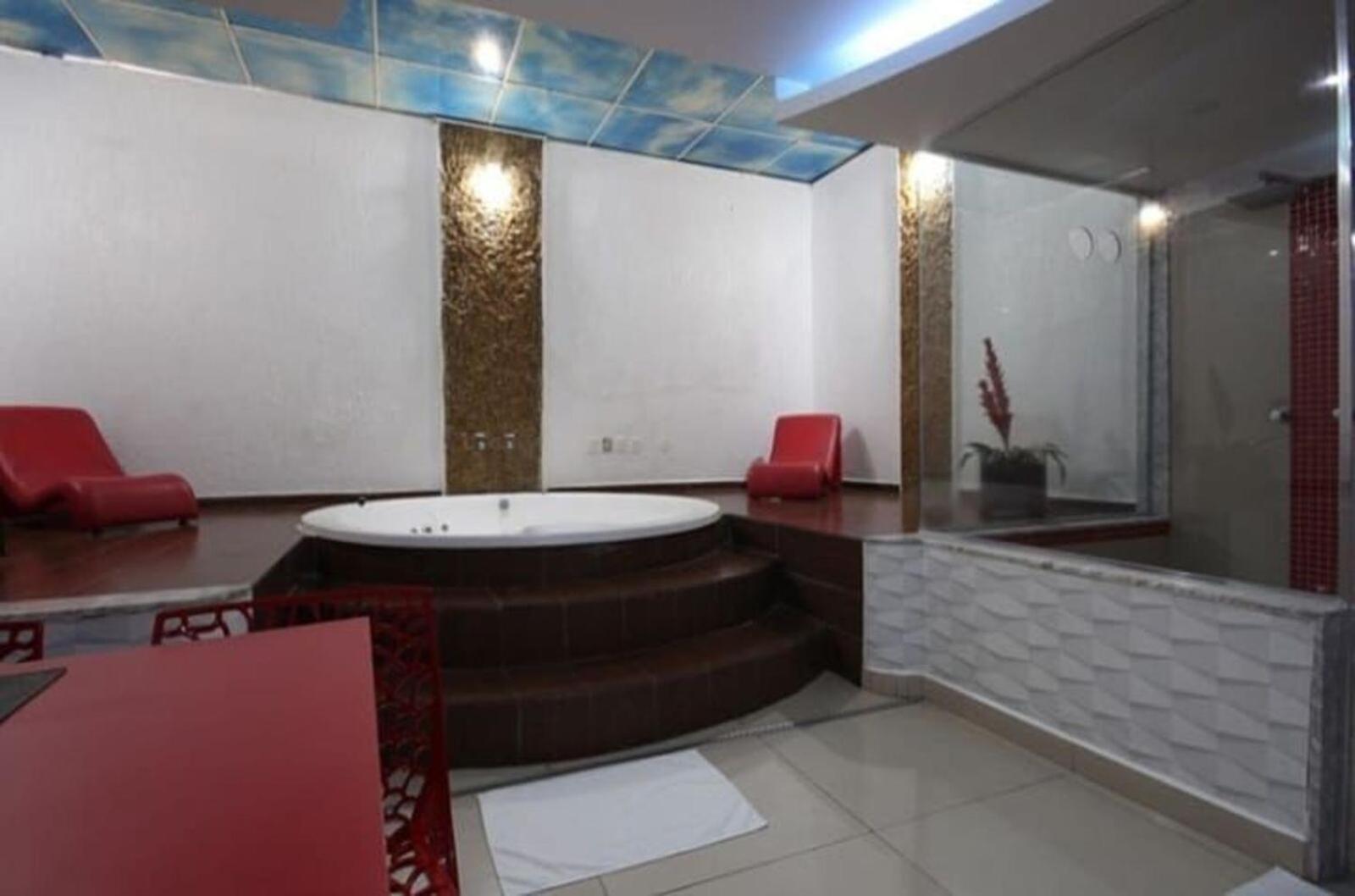 Love hotel Secrets 6 *