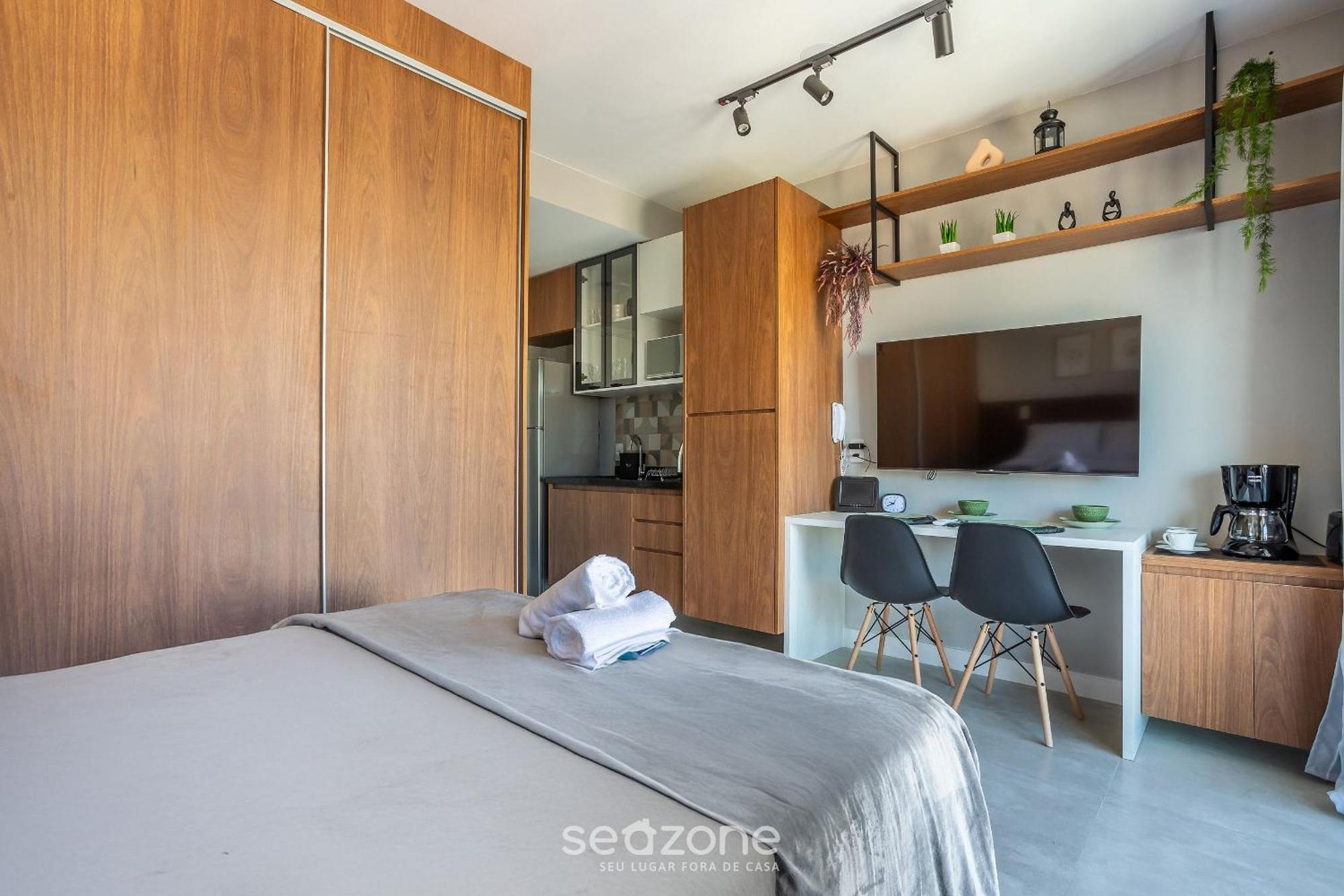 Isc - Estudios Bem Localizados Em Buarque, Apartment *